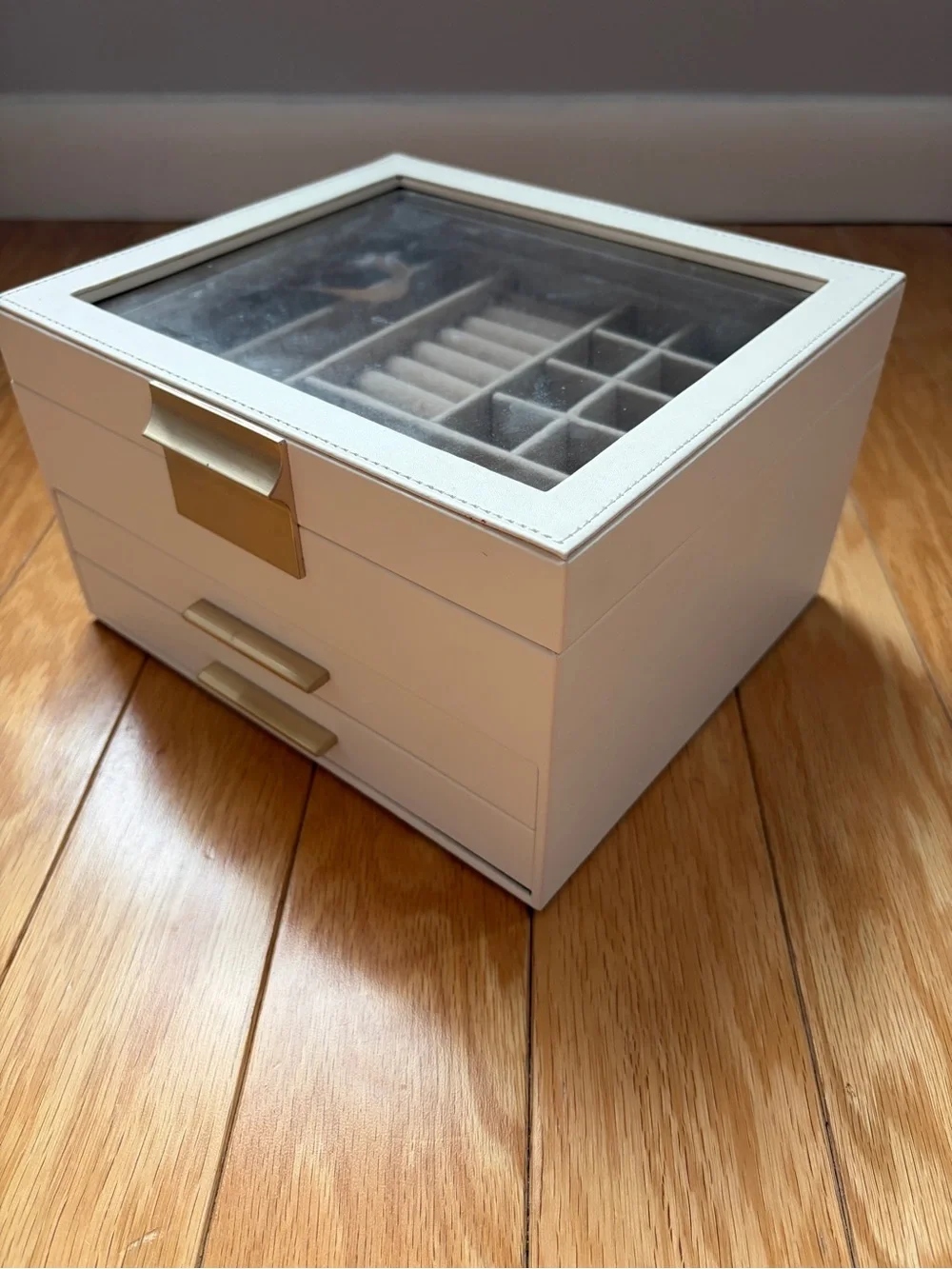 Cream Jewelry Organizer with Multi-Compartment Storage - Picture 7 of 12